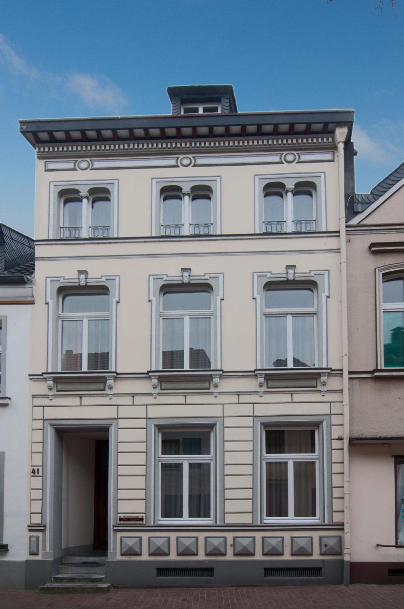 Haus Siegfried Appartements Ксантен Экстерьер фото